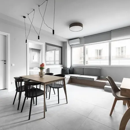 Big Apple #2, Nilie Hospitality Mgmt Апартаменты *
