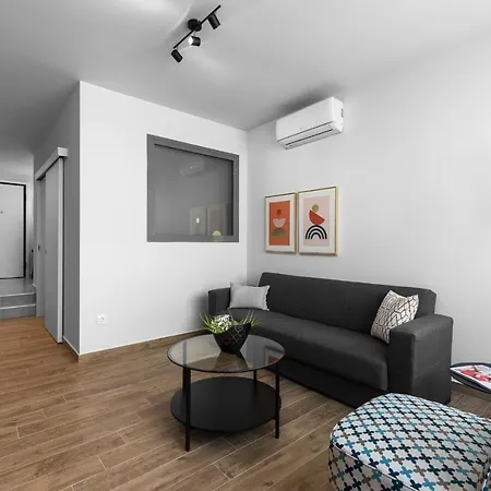 Big Apple #2, Nilie Hospitality Mgmt Апартаменты *