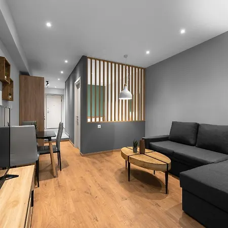 Big Apple #2, Nilie Hospitality Mgmt Апартаменты