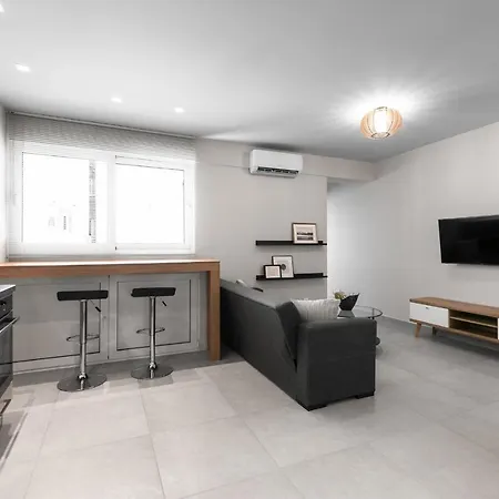 Apartment Big Apple #2, Nilie Hospitality Mgmt
