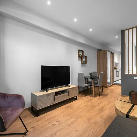 Apartment Big Apple #2, Nilie Hospitality Mgmt